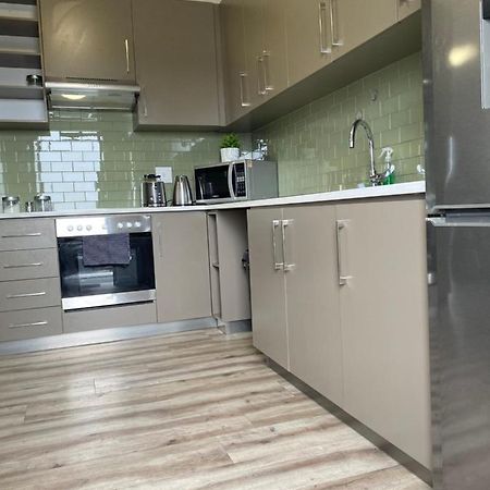 Dmn City At Merensky Apartment Виндхук Экстерьер фото